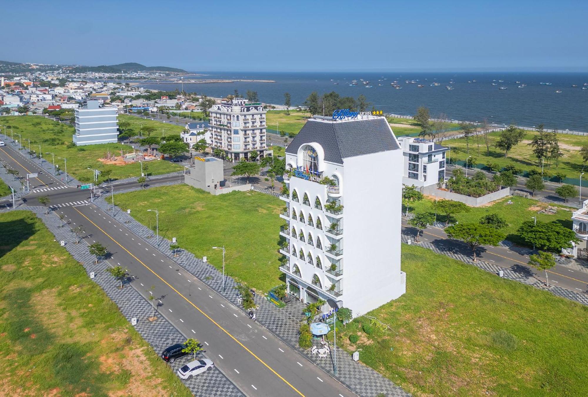 Tiffany Hotel & Restaurant Phan Thiet Exterior photo